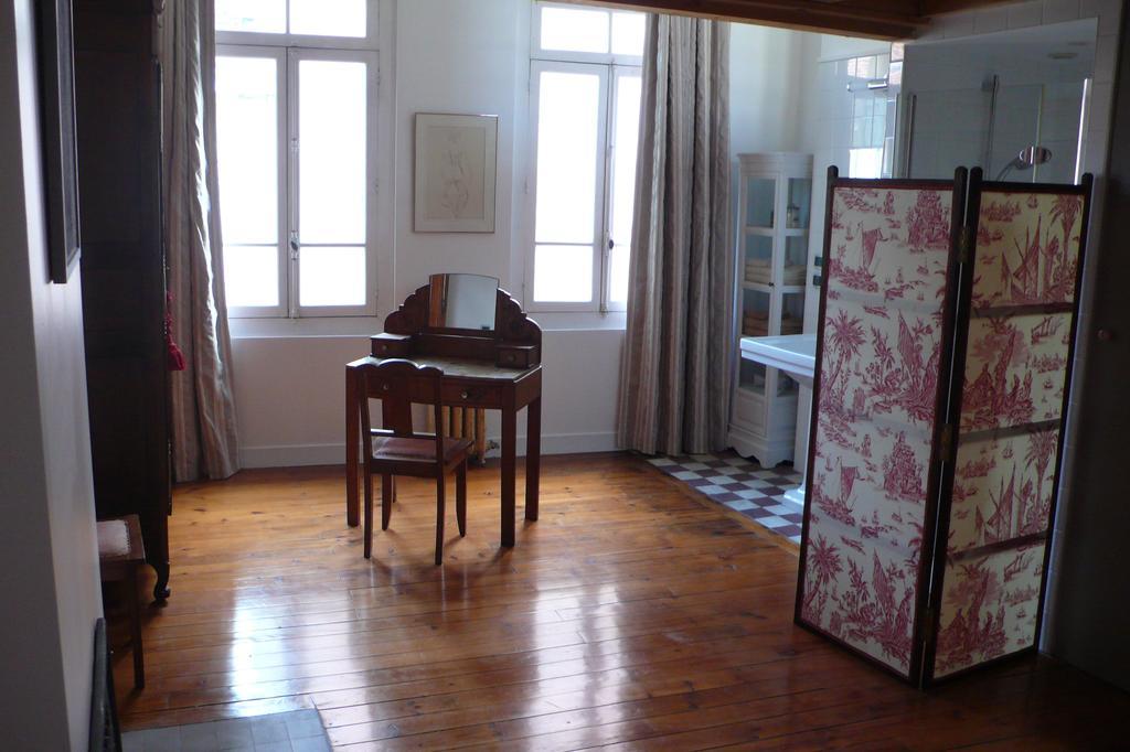 La Maison Des Vignes Bordeaux Room photo